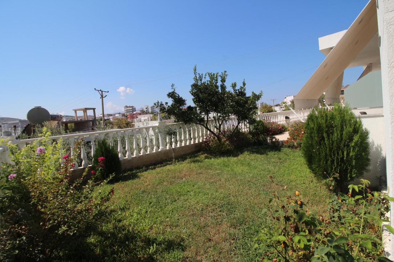 Vila Taku كساميل المظهر الخارجي الصورة